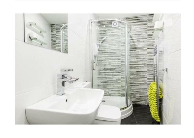 Treetops Flat3 Hall Green B28 Birmingham Bagian luar foto